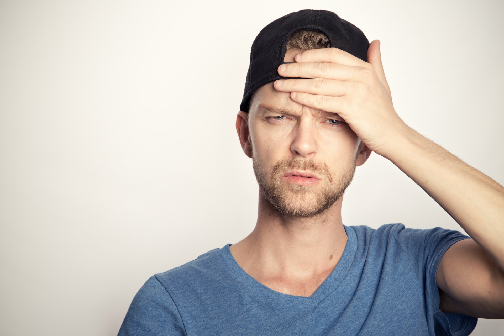 ¿Dolor de cabeza y de oído después de un vuelo? Causas y soluciones