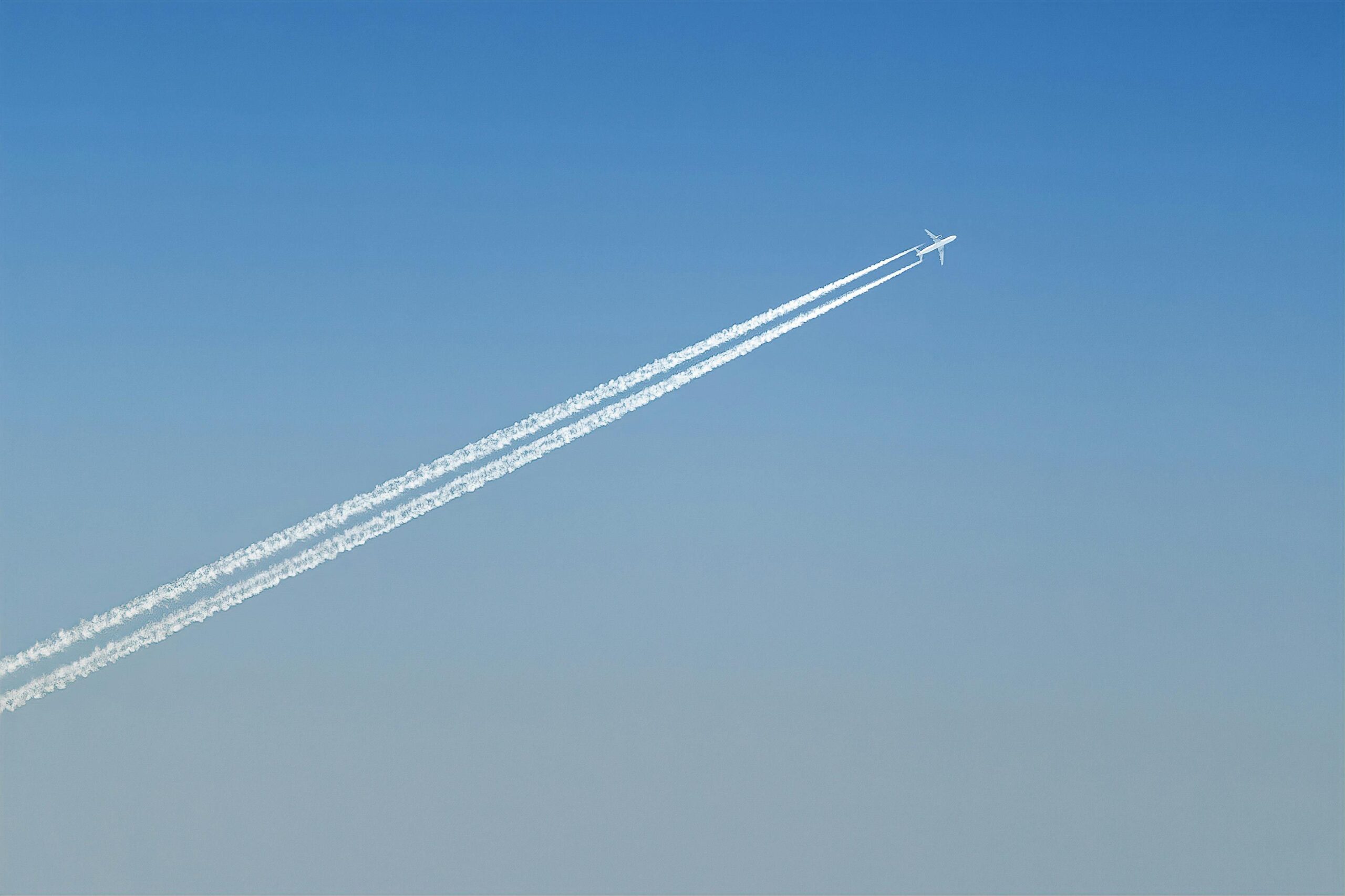 How Long Can a Plane Fly Without Refueling?