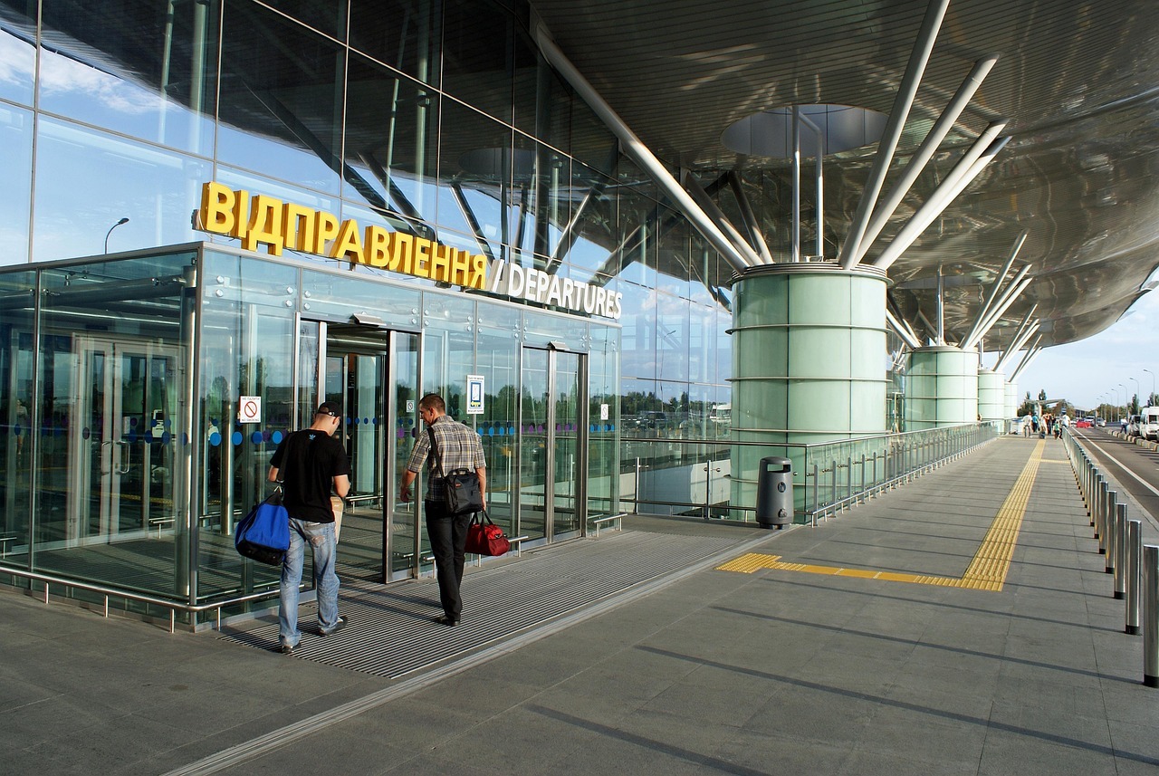 When Will Airports in Ukraine Reopen? What We Know About Ukraine’s Airspace in 2025